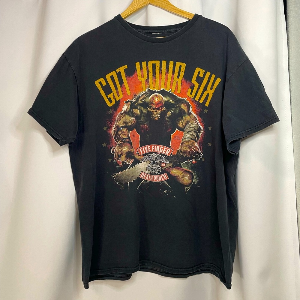 Five Finger Death Punch black ‘Got Your Six’  graphic band T-Shirt sz L/XL